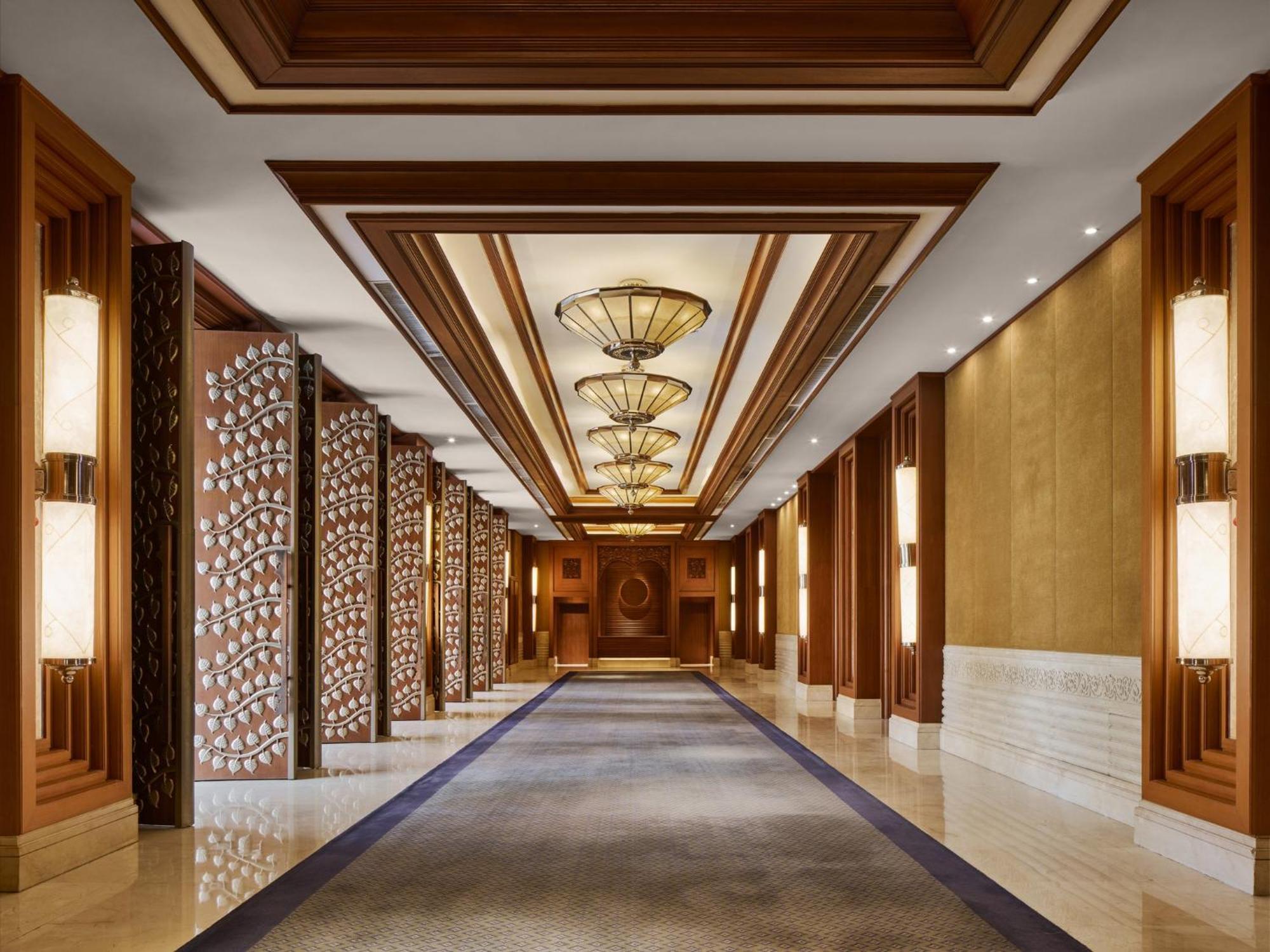 Intercontinental Xishuangbanna Resort By Ihg Jinghong Exterior photo